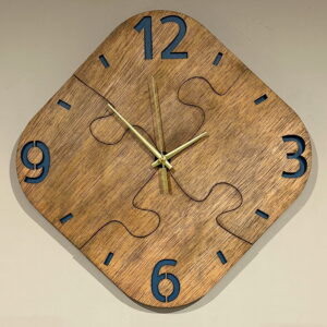 Zegar „Puzzle” z grawerem nowoczesny, drewniany 35cm
